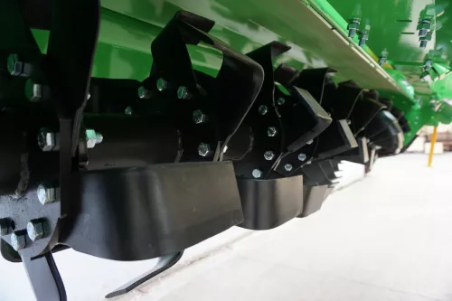 Victory HTLX - schwere Hochleistungs-Bodenfräse für 70-140 PS Traktor